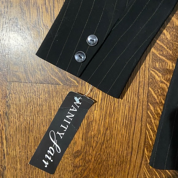 Vanity Fair Gold Stritched Blazer - Picture 8 of 9